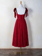 Robe de bal en dentelle longueur thé avec bretelles en forme de nœud et corset
