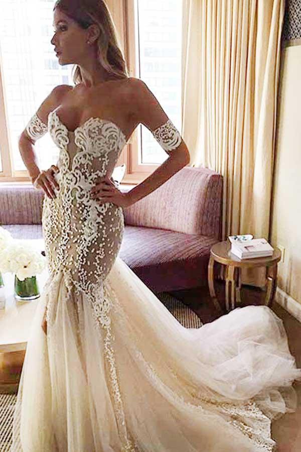 Sweetheart Watteau Train Mermaid Wedding Dress with White Lace