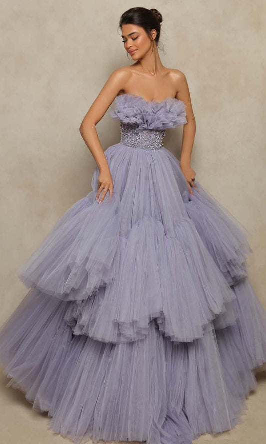 Vestido de fiesta de talla grande con cuentas y tul sin tirantes