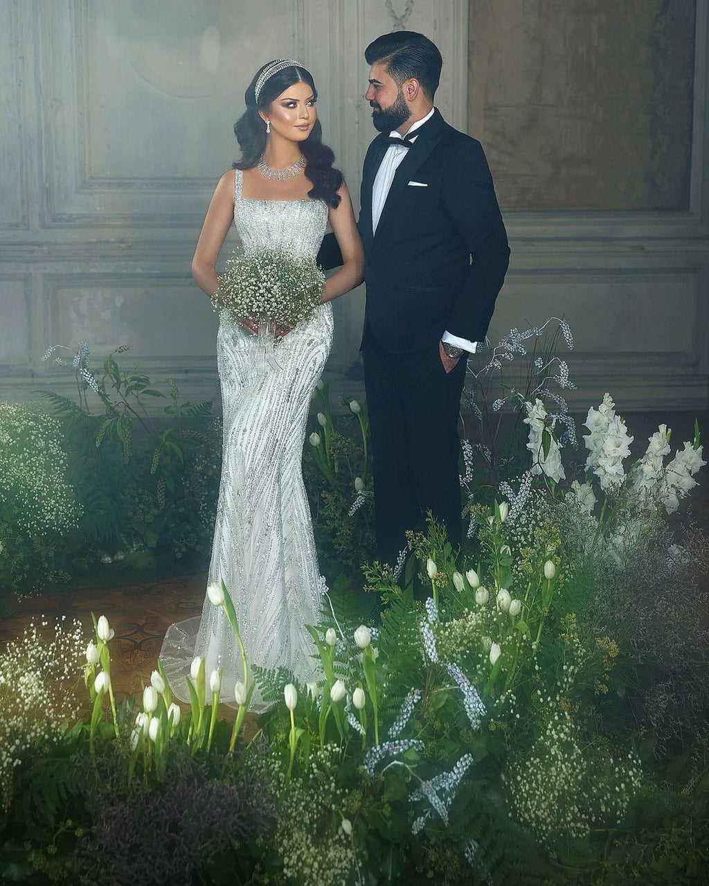 Trendy Floor Length Square Spaghetti Straps Sleeveless Mermaid Lace Wedding Dress