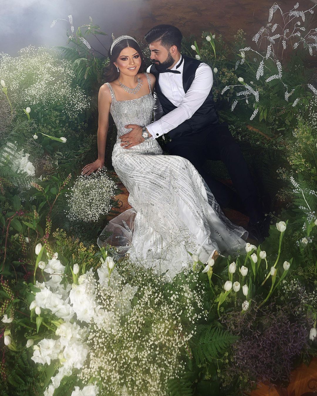 Trendy Bodenlanges quadratisches Spaghettiträger Ärmelloses Meerjungfrau-Brautkleid aus Spitze