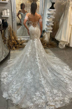 Trendy Floor Length Sweetheart Sleeveless Off-The-Shoulder Lace Wedding Dress with Chapel Train