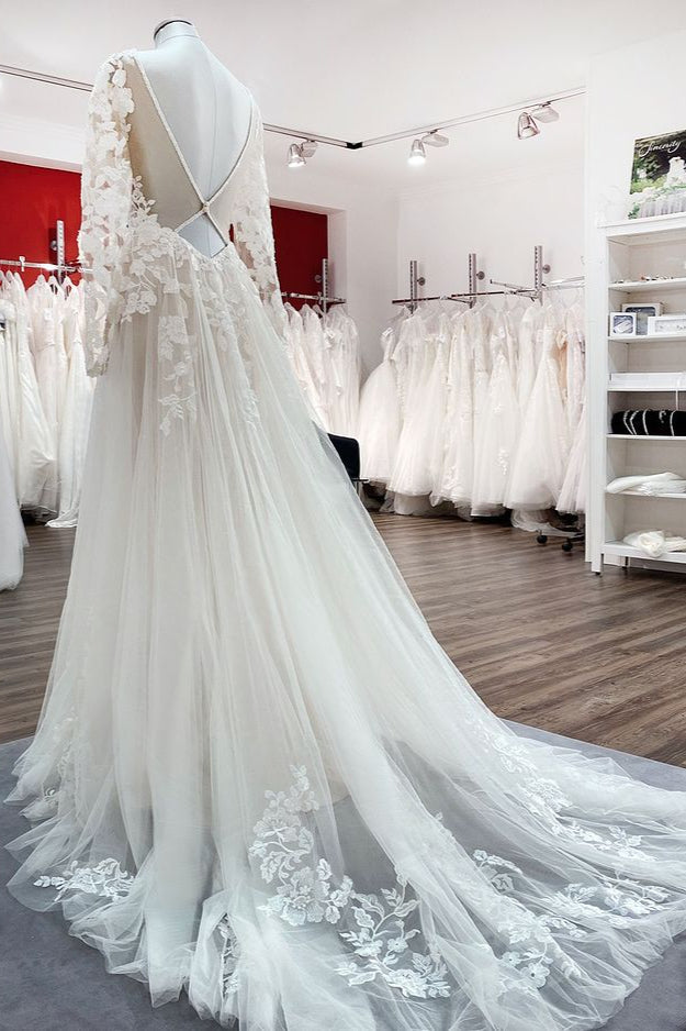 Ivory Tulle Long Sleeve Lace Appliques Wedding Dress With Sweep Train