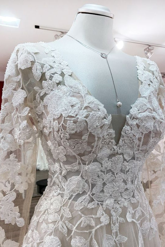 Ivory Tulle Long Sleeve Lace Appliques Wedding Dress With Sweep Train