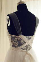 Tulle Scoop Neckline A-line Wedding Dresses With Lace Appliques