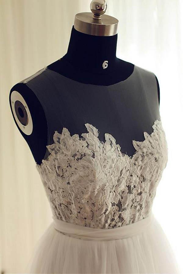 Tulle Scoop Neckline A-line Wedding Dresses With Lace Appliques