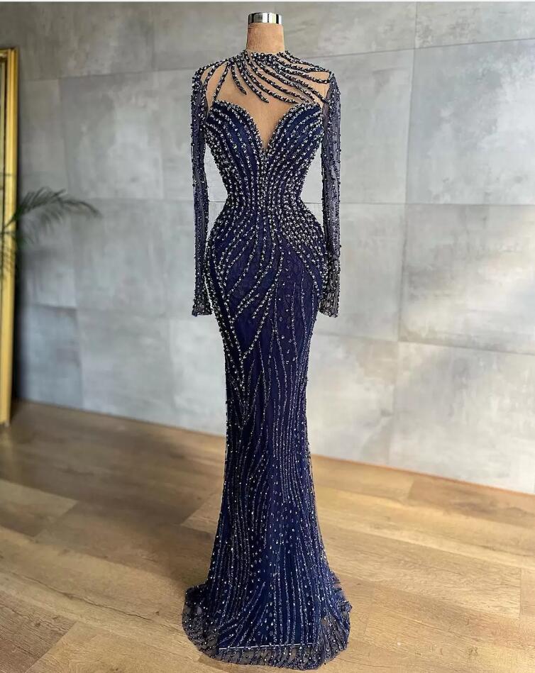 Vestido Único Longo de Sereia com Gola Alta em Tule para Baile de Finalistas com Mangas