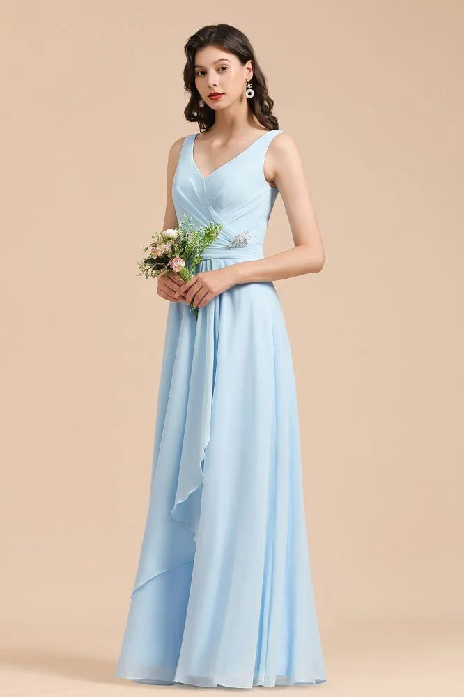 Abito da damigella d'onore in chiffon a linea A con scollo a V, senza maniche, lungo fino a terra, semplice abito da sposa