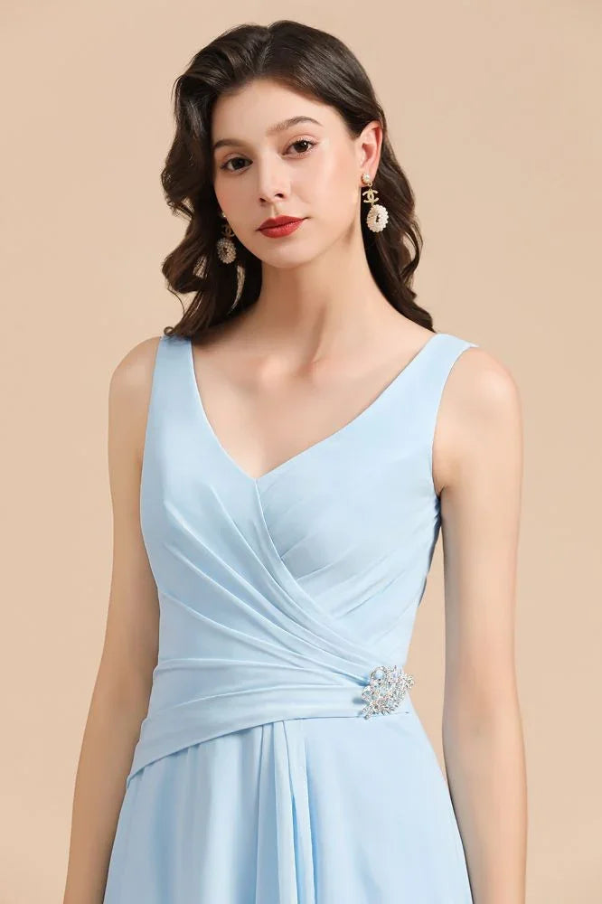 Abito da damigella d'onore in chiffon a linea A con scollo a V, senza maniche, lungo fino a terra, semplice abito da sposa