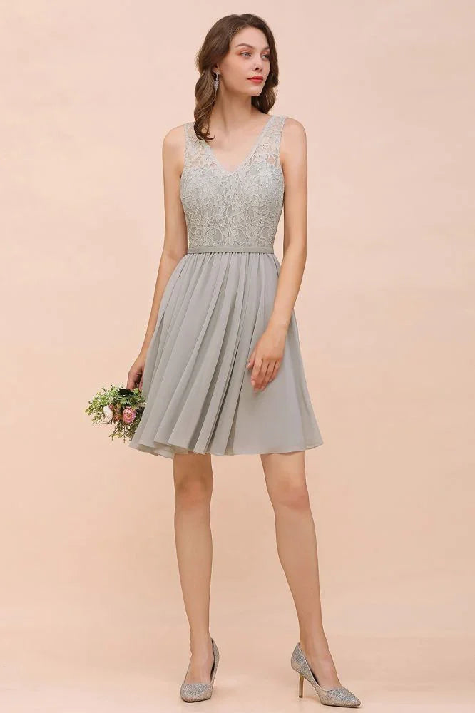 Vestido curto cinzento simples de chiffon com decote em V, renda floral, para cozinhar em casa, vestido de dama de honor, vestido de festa