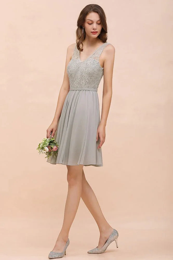 Vestido curto cinzento simples de chiffon com decote em V, renda floral, para cozinhar em casa, vestido de dama de honor, vestido de festa