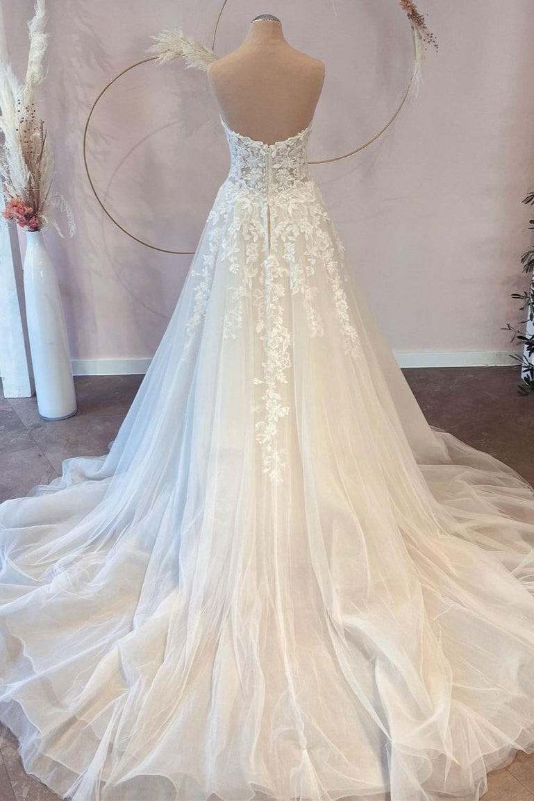 V Neck Sleeveless Lace Wedding Dress A Line Floor Length Chapel Train On Sale
