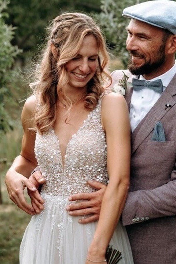 V Neck Sleeveless Wedding Dress Tulle Slit With Lace Appliques