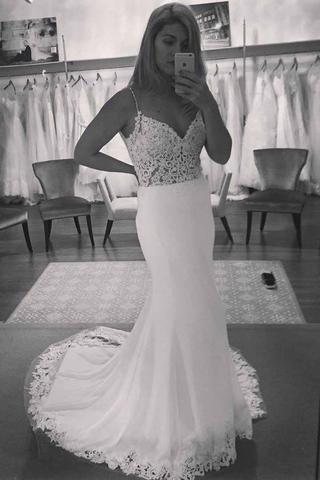 V-Neck Vintage Lace Mermaid Backless  Beach Wedding Dress