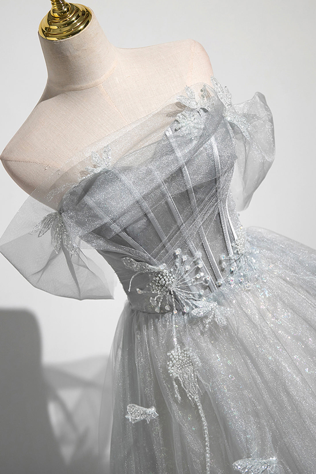 Abito da sera in tulle a linea A con spalle scoperte, grazioso corpetto, abito da festa lungo fino a terra