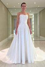 Vintage A-Line Satin Sleeveless White Long Wedding Dress With Appliques