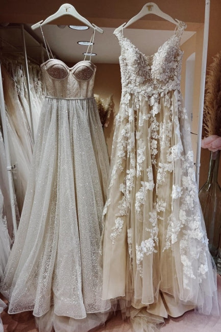 Vestidos de novia vintage largos de encaje en forma de A con cola