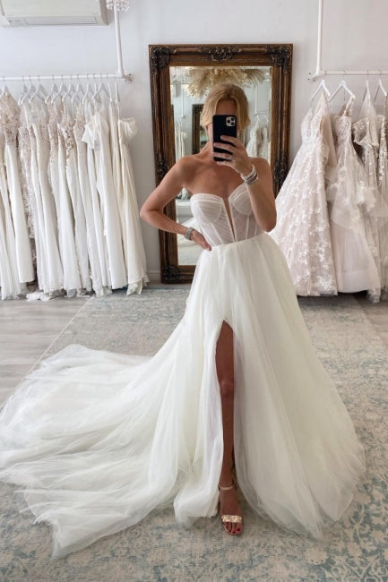 Robe de mariée vintage longue en tulle fendue avec manches longues