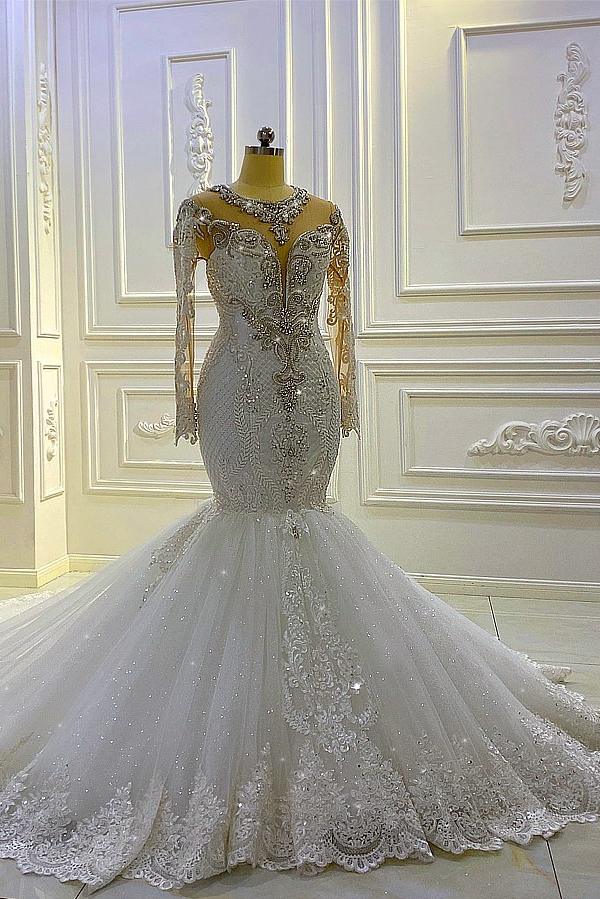 Vestido de noiva vintage com apliques de renda e lantejoulas estilo sereia