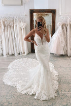 Vintage Long White V-neck Mermaid Lace Wedding Dresses