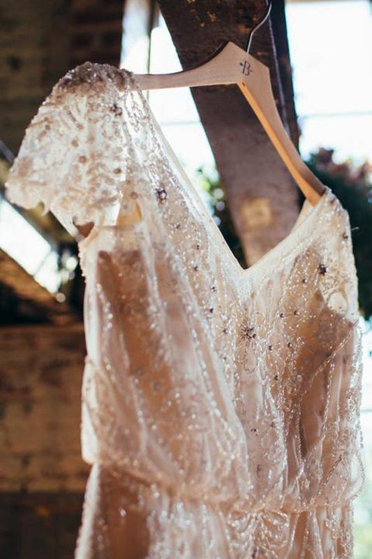 Brautkleider Romantische A-Linie V-Ausschnitt Perlenbesetzt Sexy Chiffon Brautkleid
