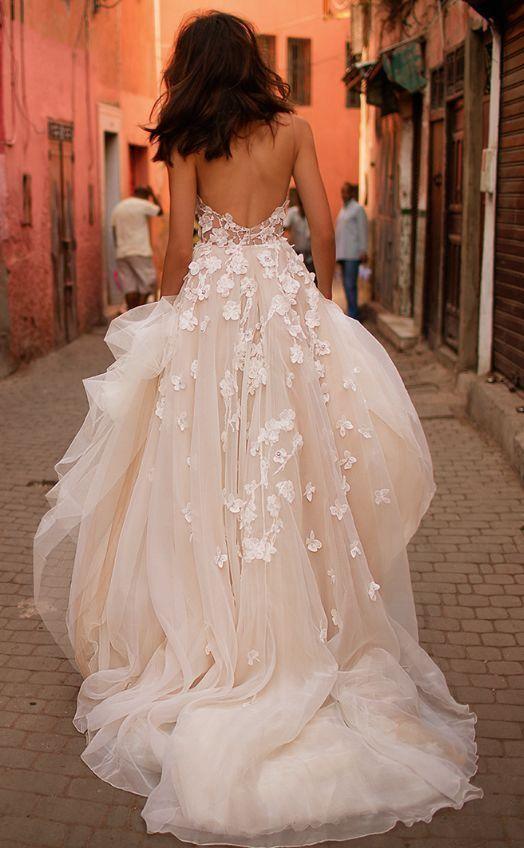Wedding Dresses Straps A-line Backless Brush Train Tulle Long Bridal Gown