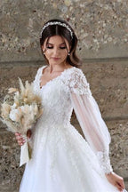 White A-line Long Sleeves Tulle Wedding Dress With Lace