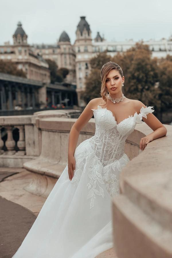White A Line Wedding Dress Off Shoulder Sweetheart 3D Feather Floral Applique