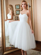 White Short A-line Sweetheart Tulle Tea Length Wedding Dresses
