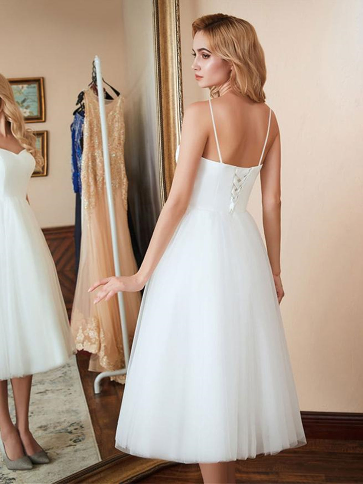 White Short A-line Sweetheart Tulle Tea Length Wedding Dresses