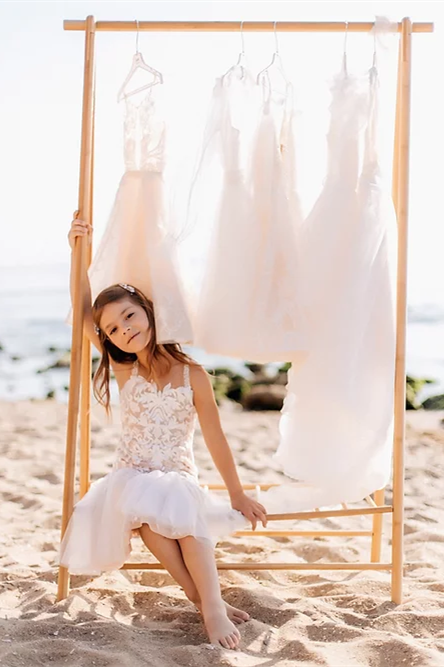 White Flower Girl Dress With Lace Appliques Tulle Floor Length A Line Backless