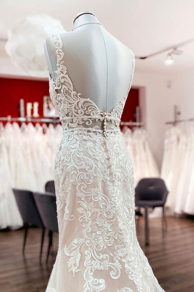 Ivory Sleeveless Tulle Lace Backless Mermaid Sweetheart Neckline Wedding Dress