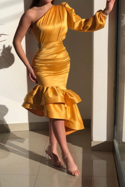Gelbe wunderschöne One-Shoulder-Meerjungfrau-Ballkleider mit Rüschen
